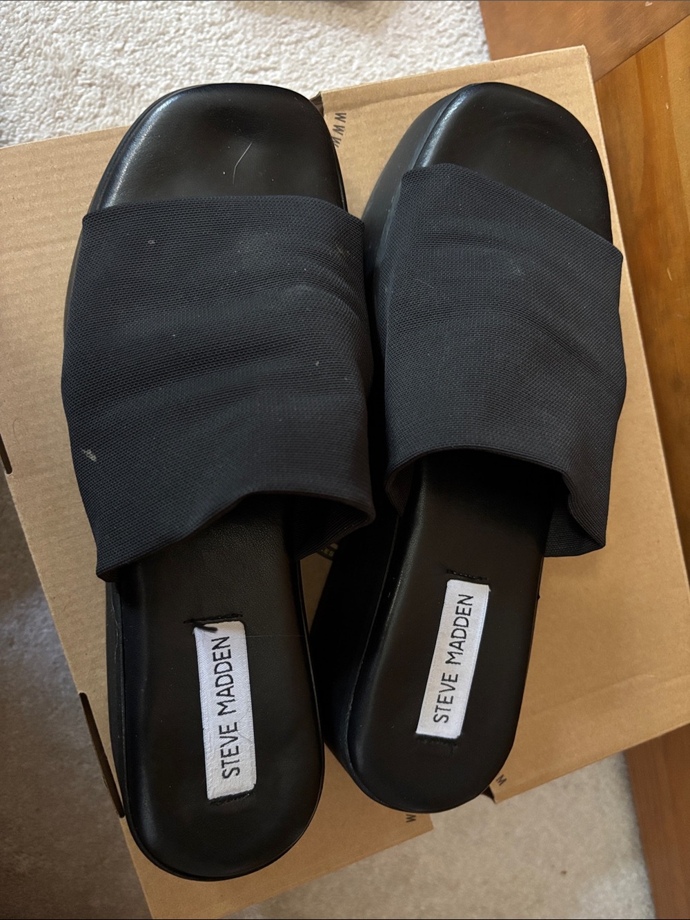 Steve Madden Black Platform Slide Mules - Picture 2 of 5